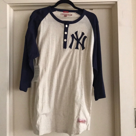 yankee baseball shirt